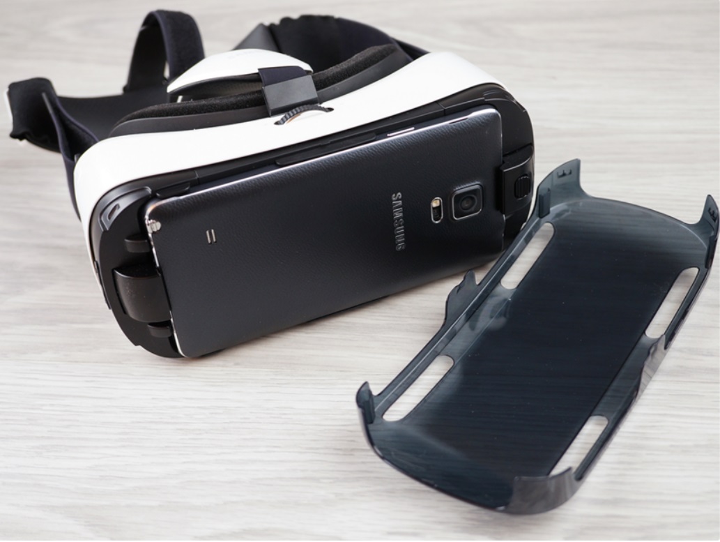 Samsung Gear VR - шлем для Galaxy Note 4